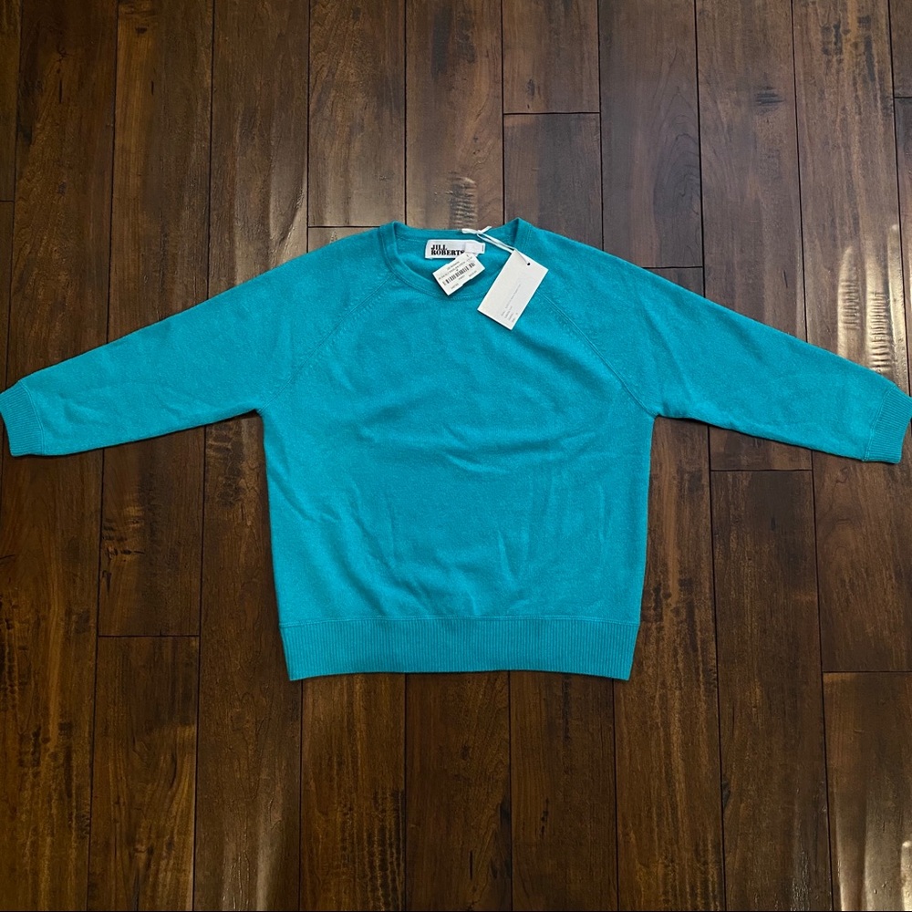 100% Cashmere Blue Sweater